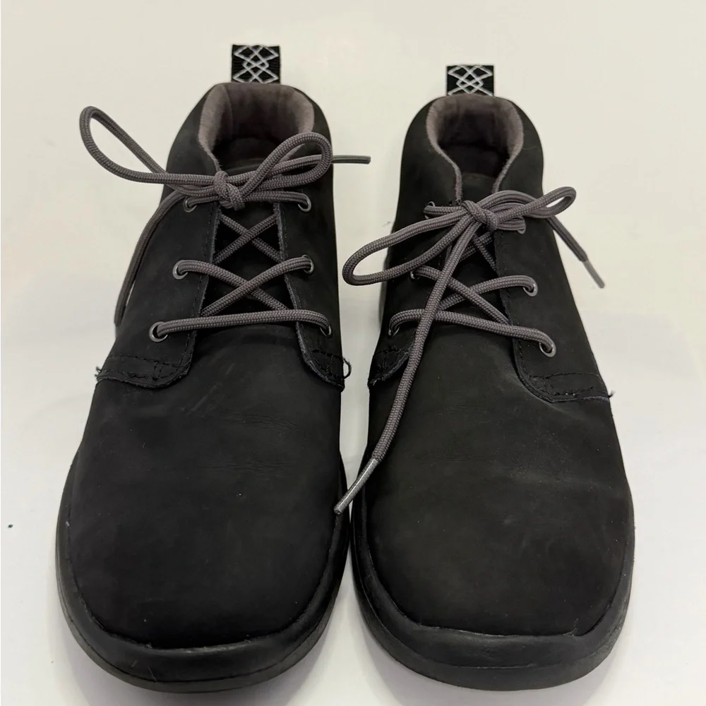 UGG Canoe Chukka Boots Black